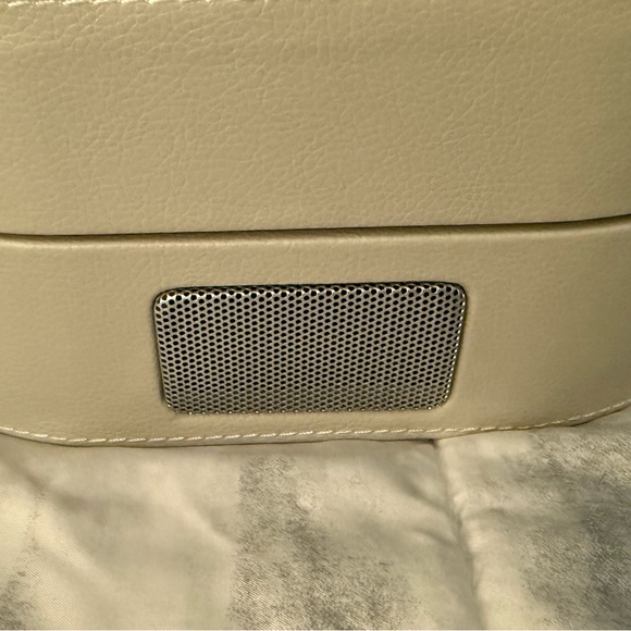 Crosley Record Player - Picture 6 of 6